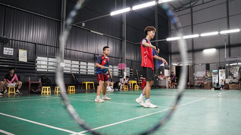 Cách phòng thủ và đỡ smash trong cầu lông
